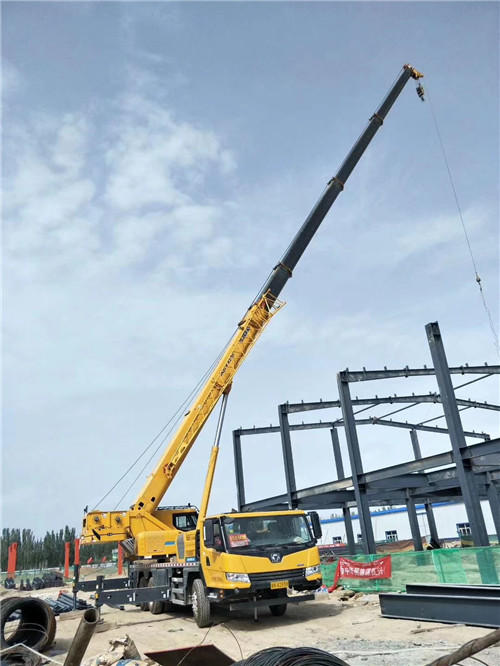 汤原县超高层建筑钢结构吊装案例